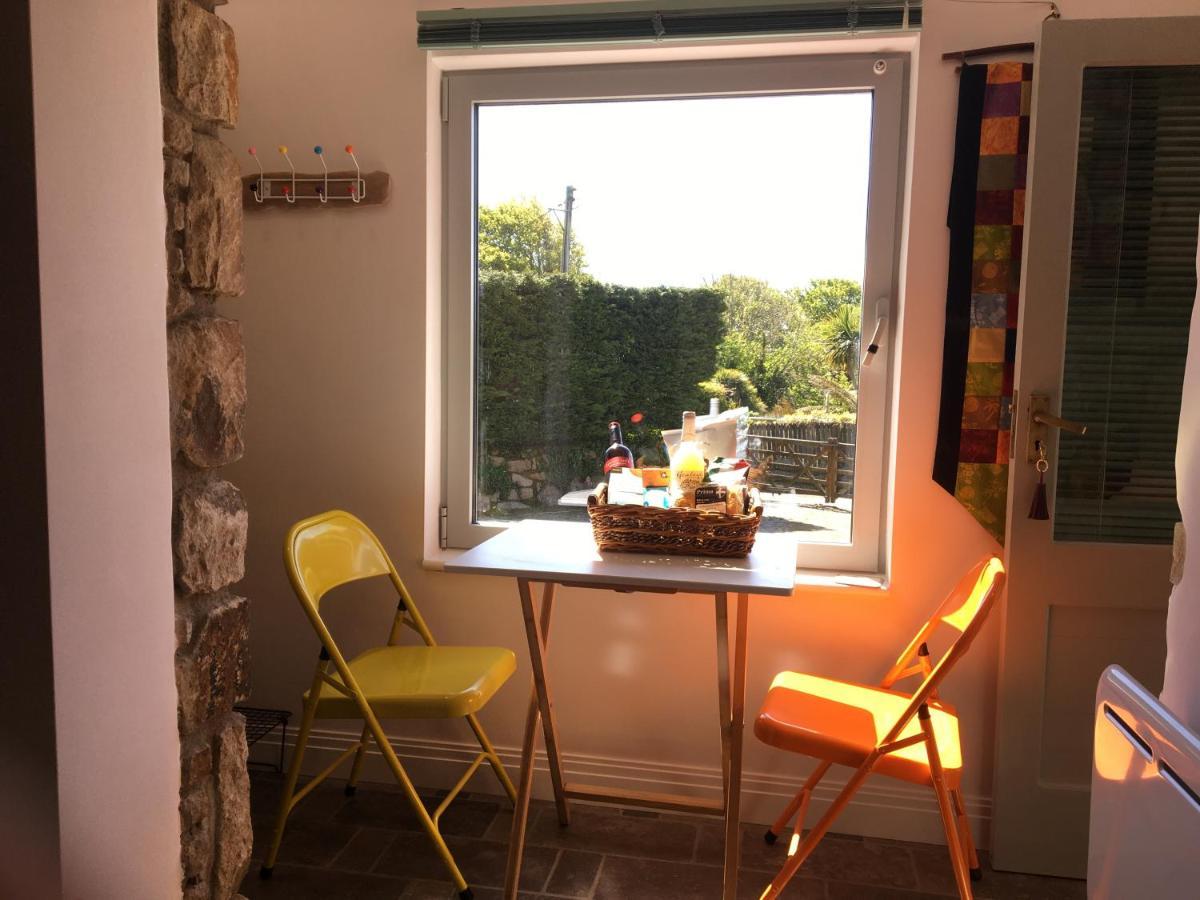 The Wrens Annexe - Stylish Self-Contained 2-Bed Annexe פנזאנס מראה חיצוני תמונה