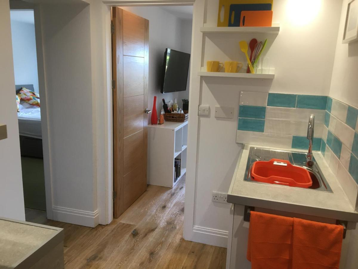 The Wrens Annexe - Stylish Self-Contained 2-Bed Annexe פנזאנס מראה חיצוני תמונה