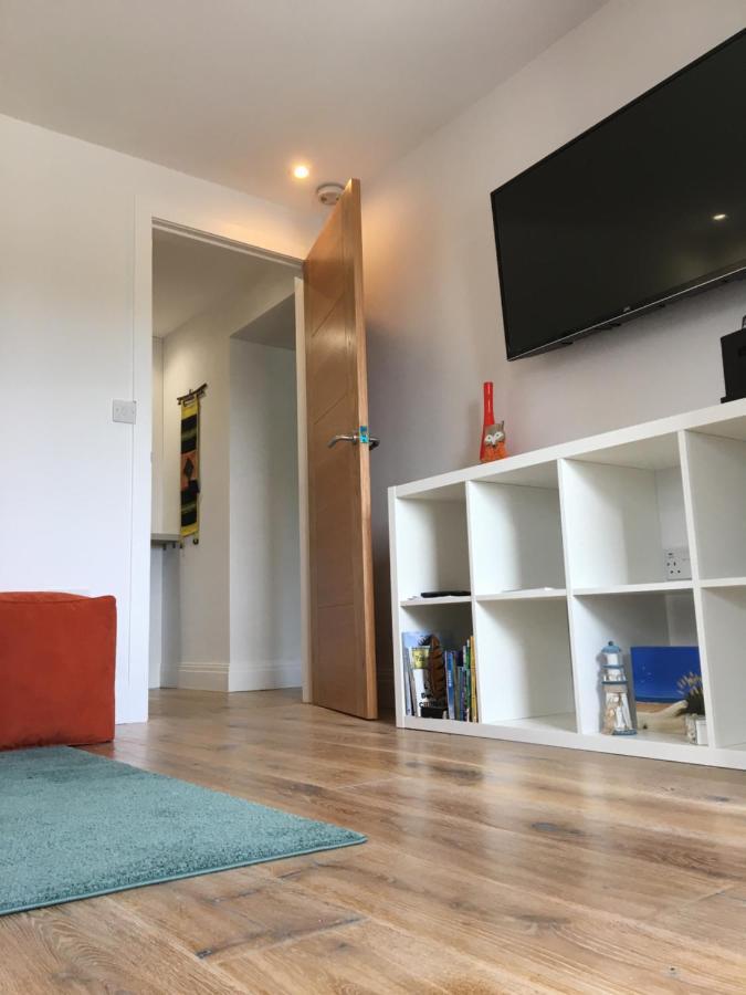 The Wrens Annexe - Stylish Self-Contained 2-Bed Annexe פנזאנס מראה חיצוני תמונה